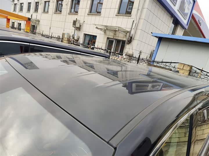 Фото 32 - Hongqi HQ9