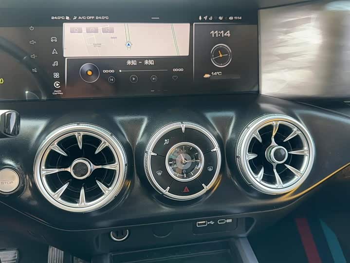 Фото 7 - Tank 300