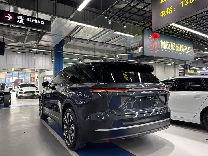 Фото 4 - Nio ES8