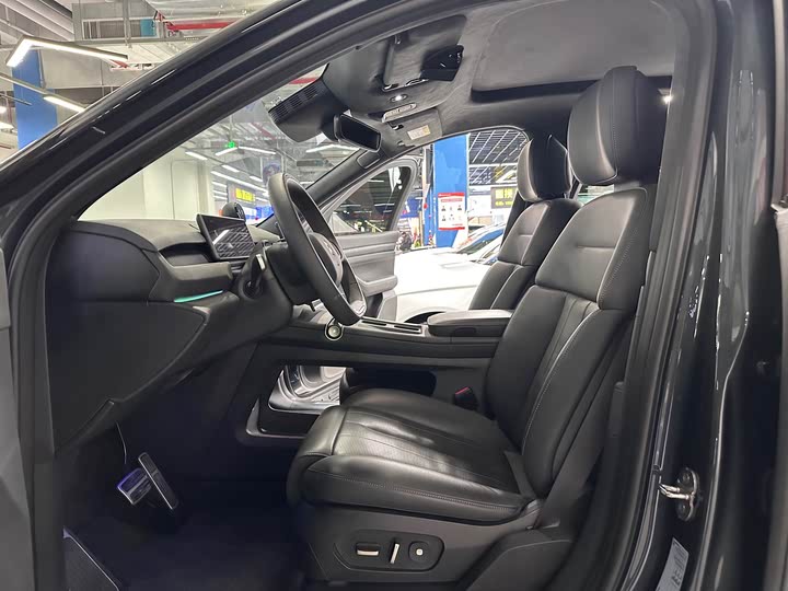 Фото 8 - Nio ES8