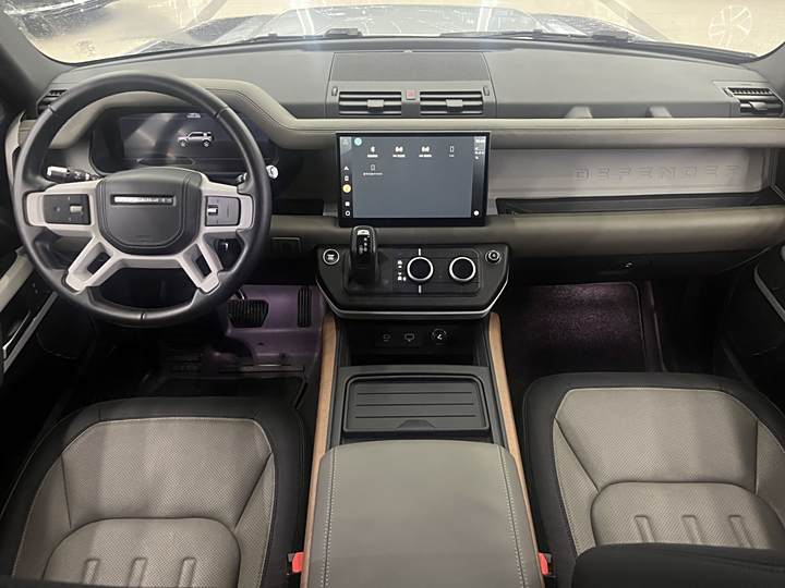 Фото 7 - Land Rover Defender