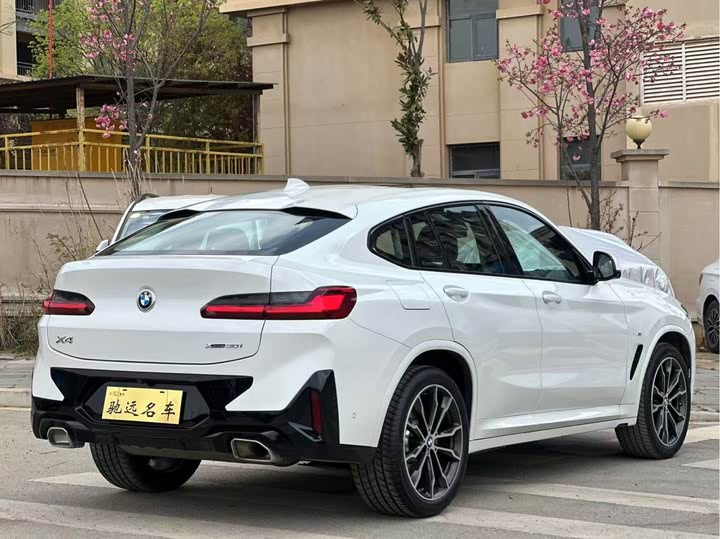 Фото 12 - BMW X4