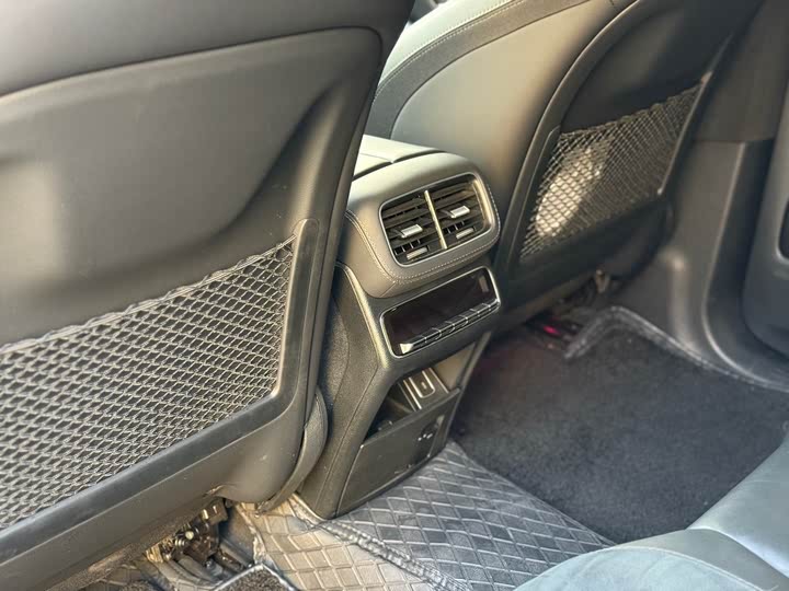 Фото 22 - Mercedes-Benz GLE-Class AMG