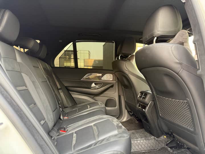 Фото 23 - Mercedes-Benz GLE-Class AMG