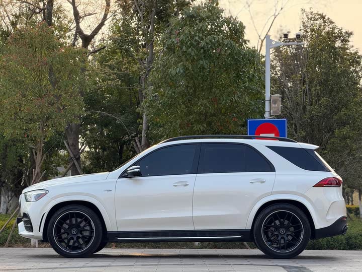 Фото 6 - Mercedes-Benz GLE-Class AMG