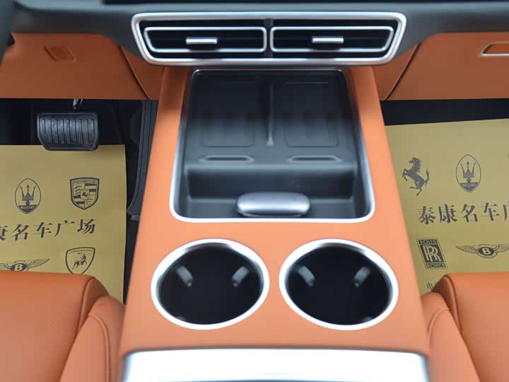 Фото 10 - LiXiang L8