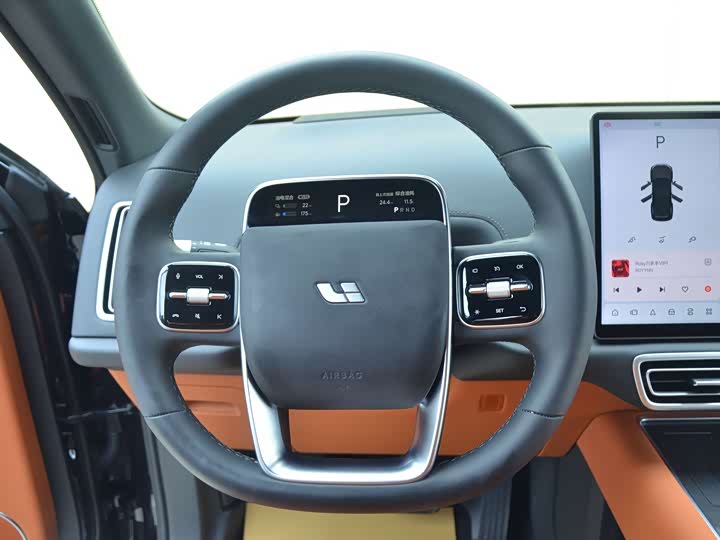 Фото 9 - LiXiang L8