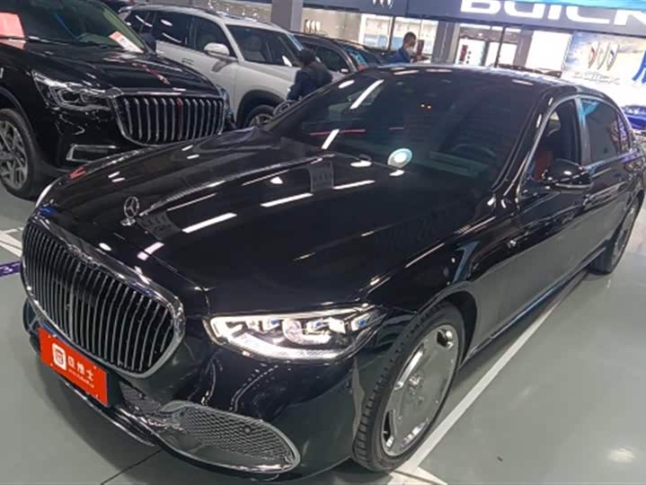 Фото 1 - Mercedes-Benz Maybach S-Class