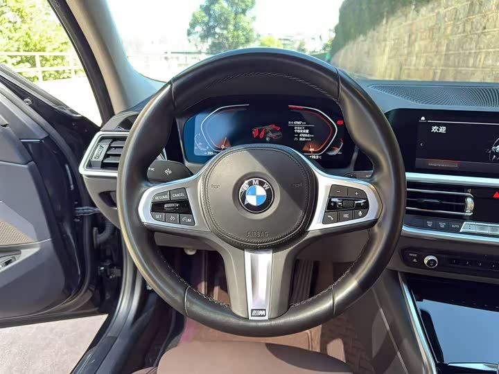 Фото 17 - BMW 3 Series