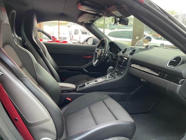 Фото 12 - Porsche 718