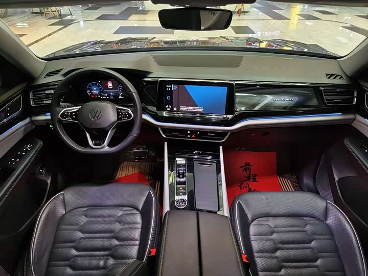 Photo 15 - Volkswagen Teramont X