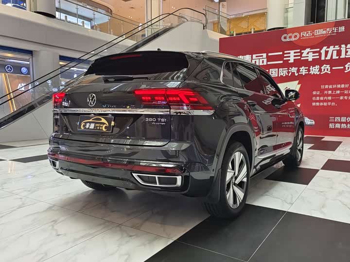 Photo 25 - Volkswagen Teramont X