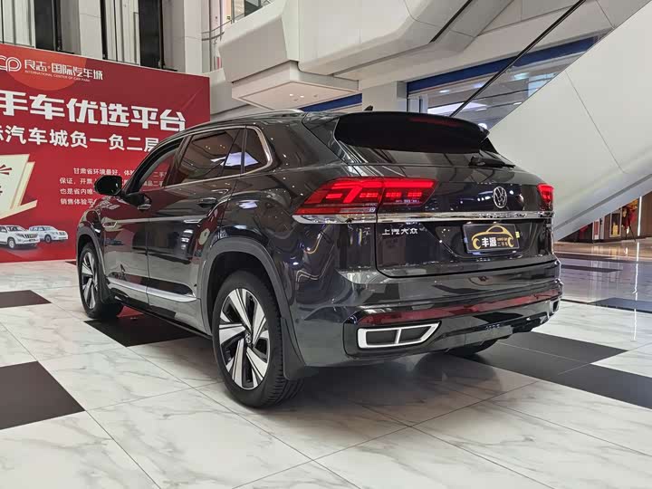 Photo 27 - Volkswagen Teramont X