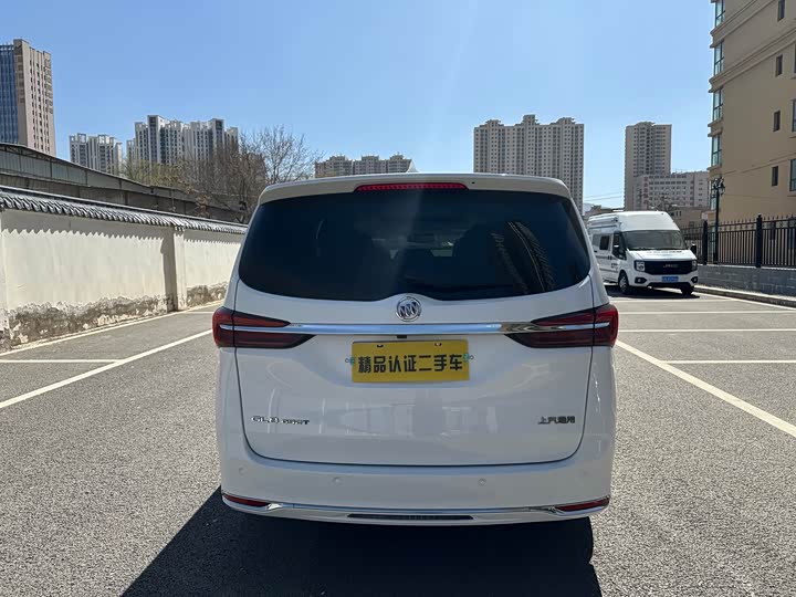 Фото 16 - Buick GL8 ES