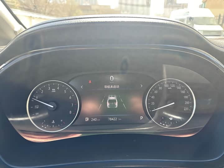 Фото 4 - Buick GL8 ES