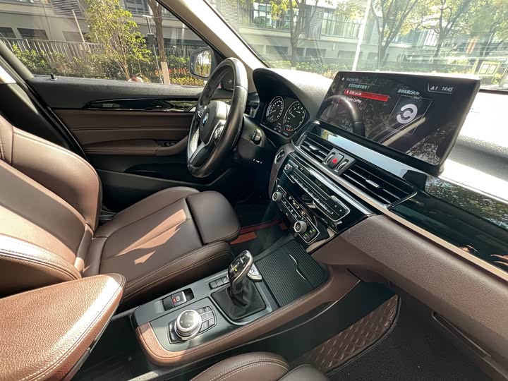 Фото 19 - BMW X1