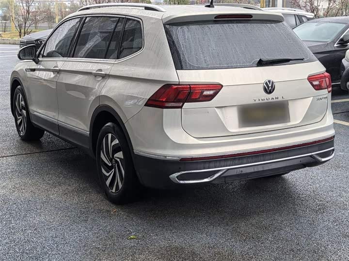 Фото 5 - Volkswagen Tiguan L Pro