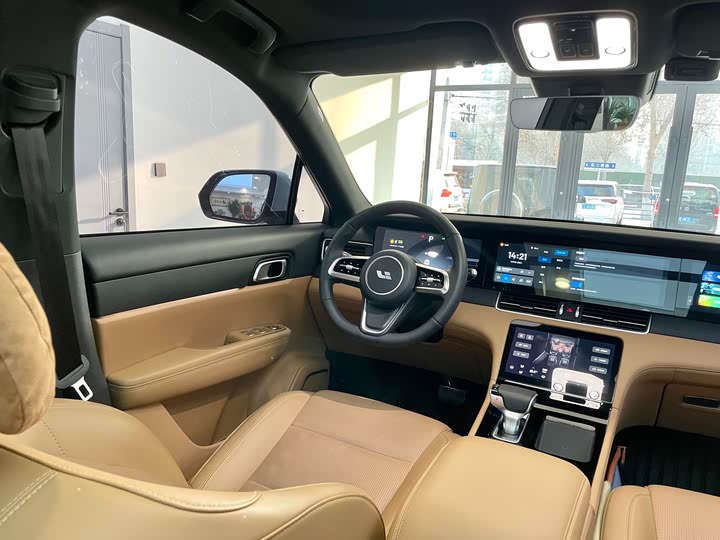 Фото 14 - LiXiang One