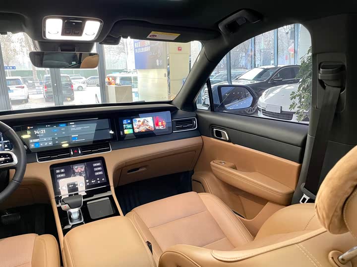 Фото 15 - LiXiang One