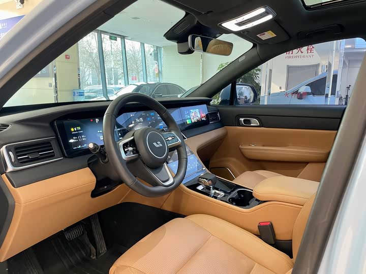 Фото 4 - LiXiang One