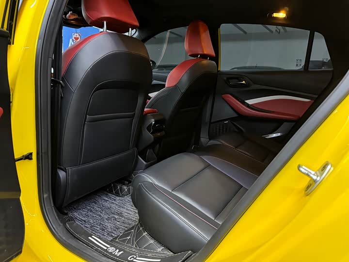 Фото 7 - MG Motor 5