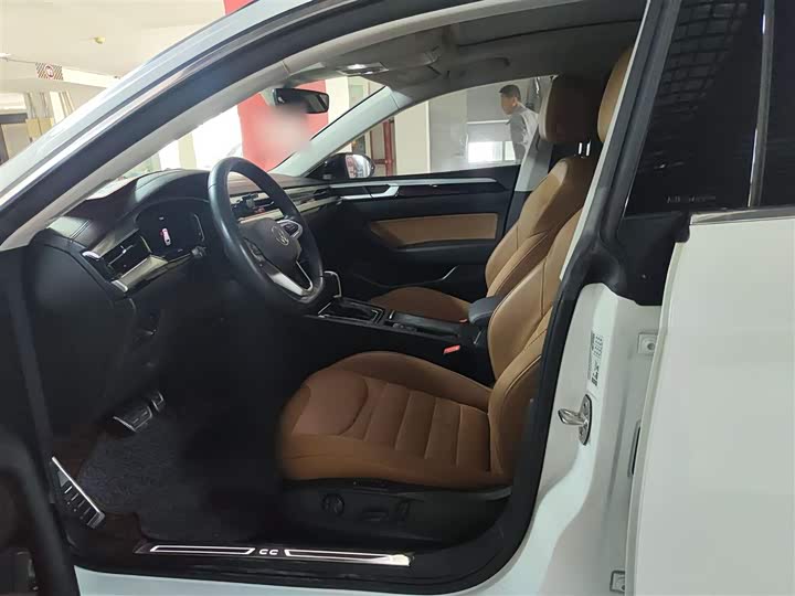 Фото 10 - Volkswagen CC