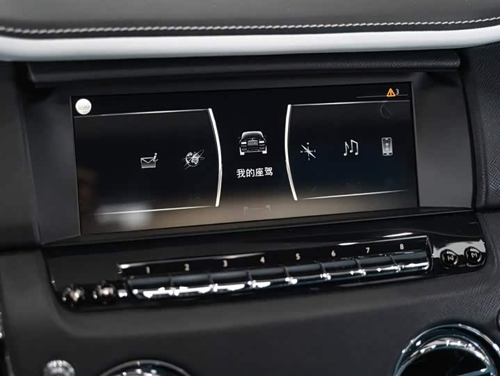 Фото 18 - Rolls-Royce Cullinan