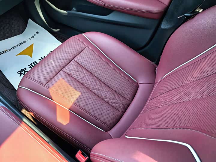 Фото 16 - BMW 5 Series