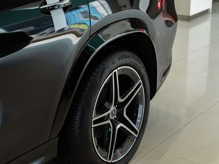 Фото 14 - Mercedes-Benz GLS-Class