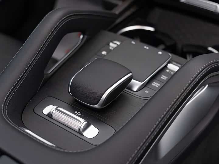 Фото 21 - Mercedes-Benz GLS-Class