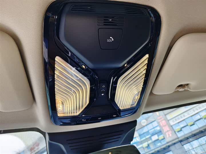 Фото 12 - BMW X7