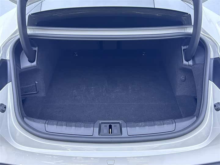 Фото 6 - Porsche Taycan