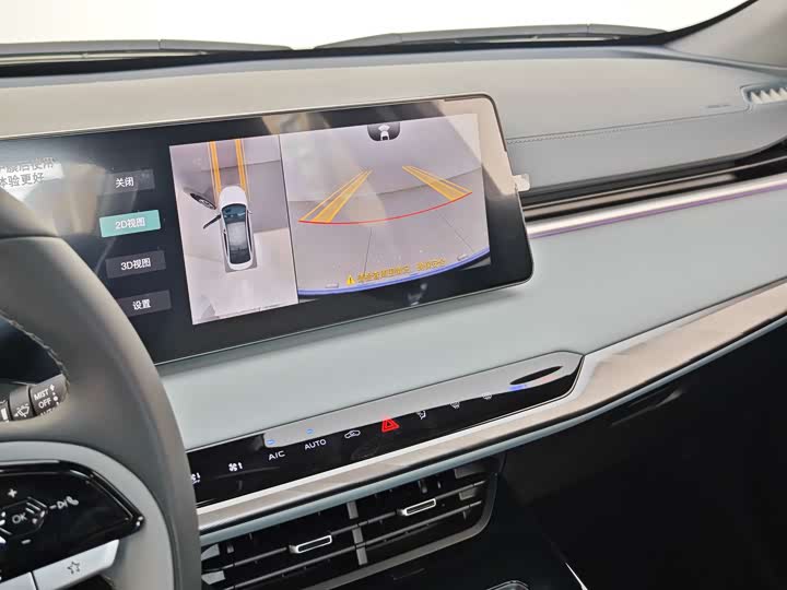 Фото 18 - Changan Raeton Plus