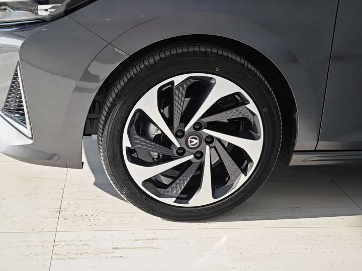 Фото 29 - Changan Raeton Plus