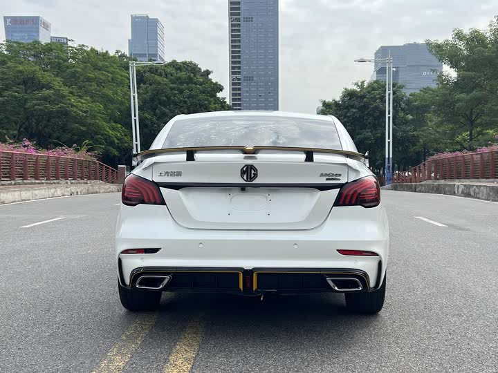 Фото 19 - MG Motor 6