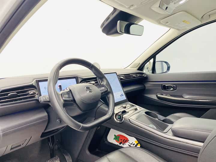 Фото 15 - Nio ES8