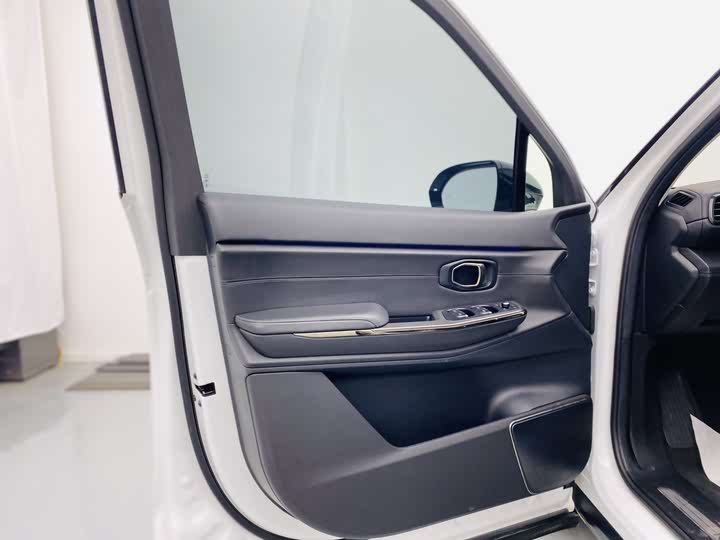 Фото 19 - Nio ES8