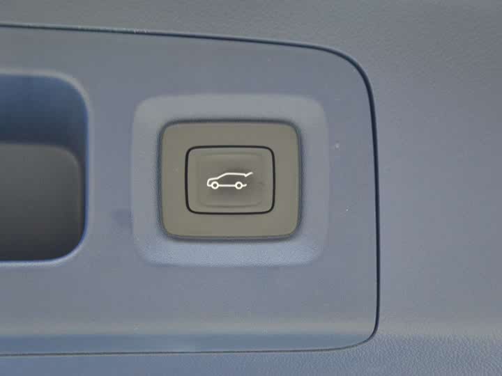 Фото 17 - Buick GL8 Hybrid