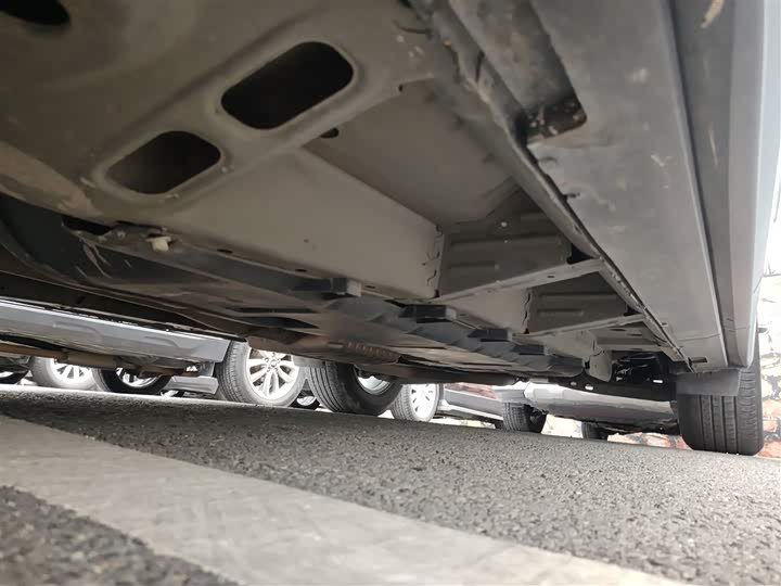 Фото 22 - Chevrolet Equinox