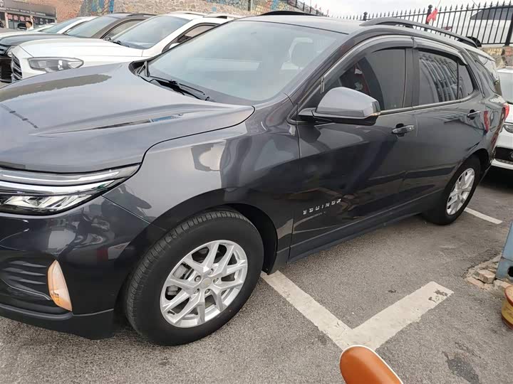 Фото 5 - Chevrolet Equinox