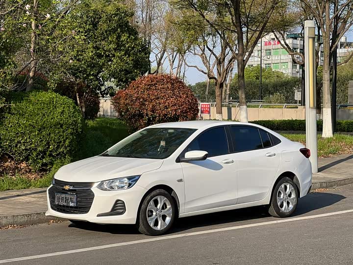 Фото 4 - Chevrolet Onix (Cavalier)