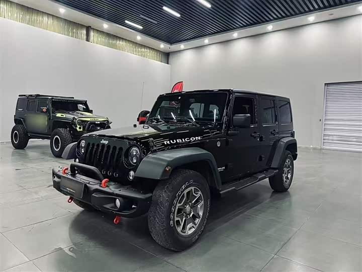 Фото 1 - Jeep Wrangler