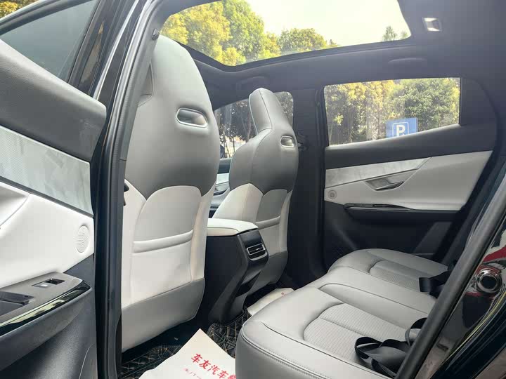 Фото 10 - Changan UNI-T