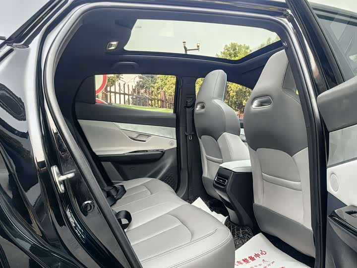 Фото 19 - Changan UNI-T