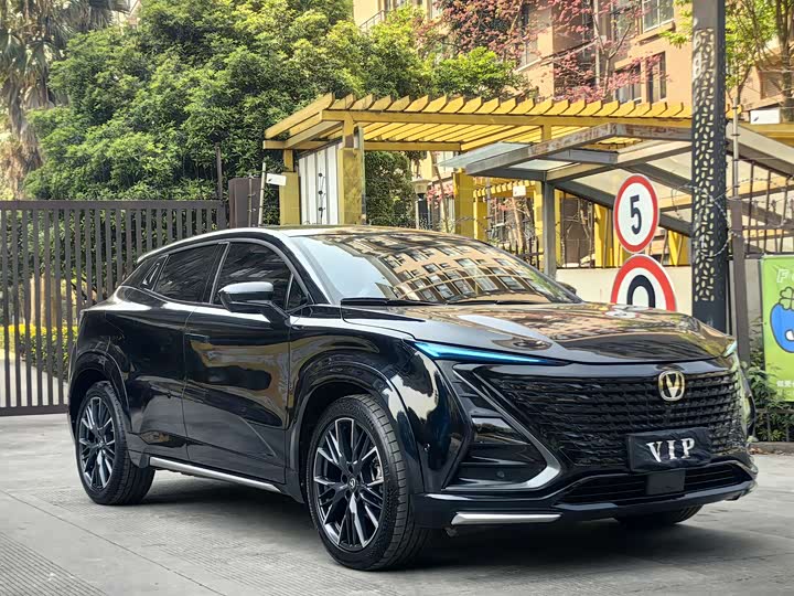 Фото 3 - Changan UNI-T