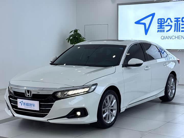 Фото 1 - Honda Accord