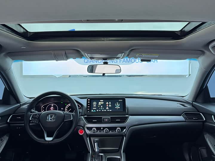 Фото 7 - Honda Accord