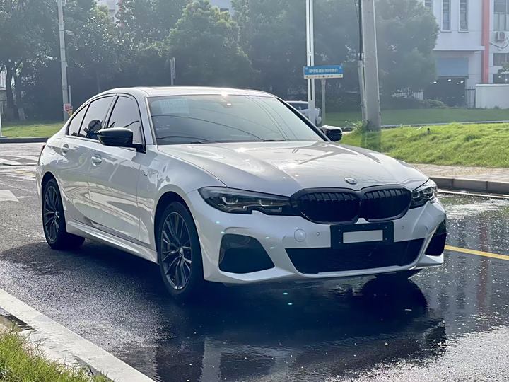 Фото 3 - BMW 3 Series