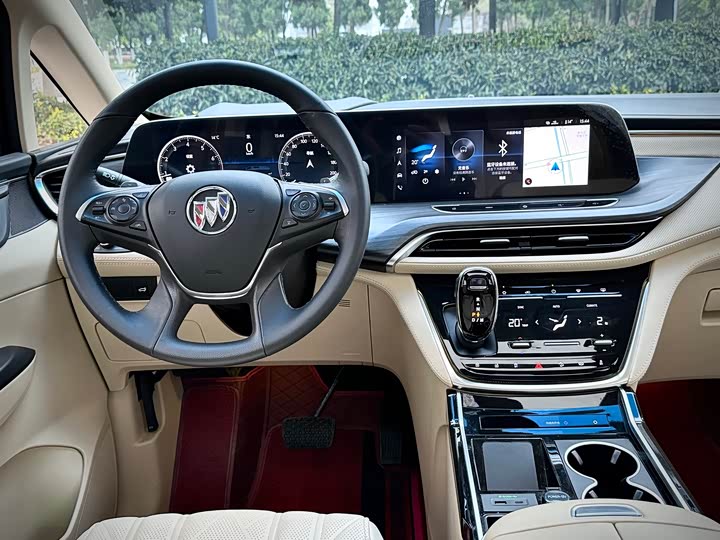 Фото 19 - Buick GL8 ES