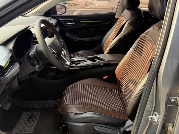 Фото 7 - Roewe i5